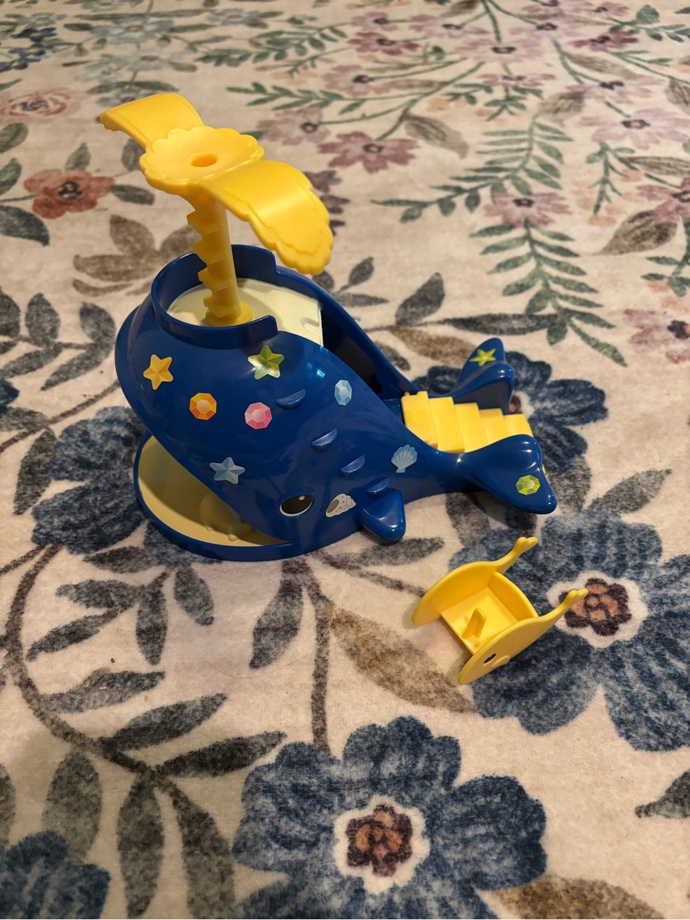 Calico Critters Splash and Play Whale Set